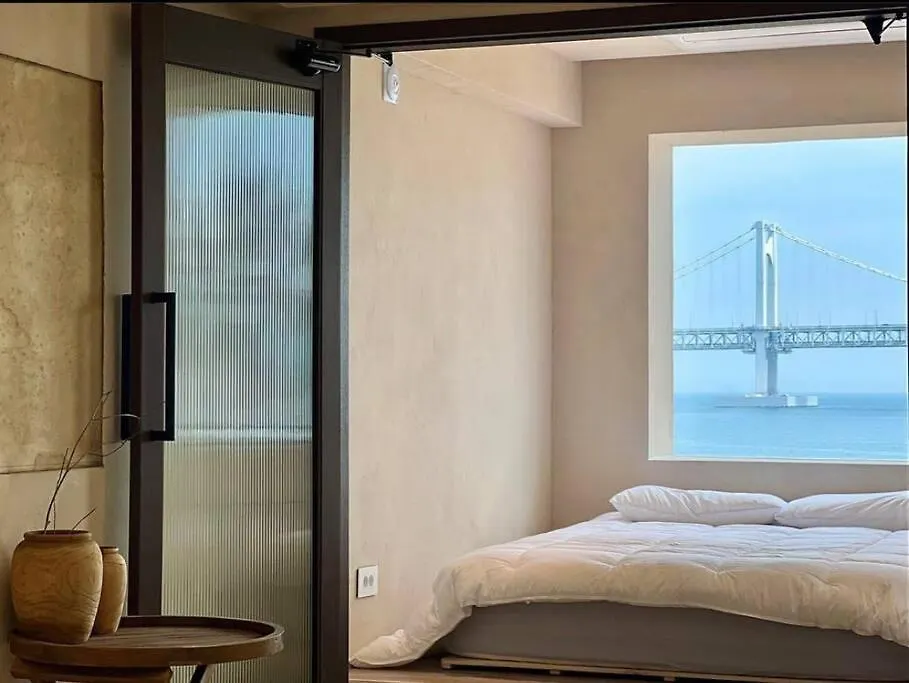 Gwanganli Gozneok Apartment Busan