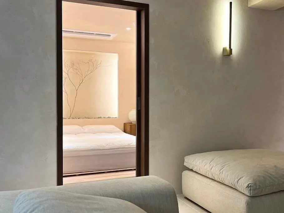 Gwanganli Gozneok Apartment Busan